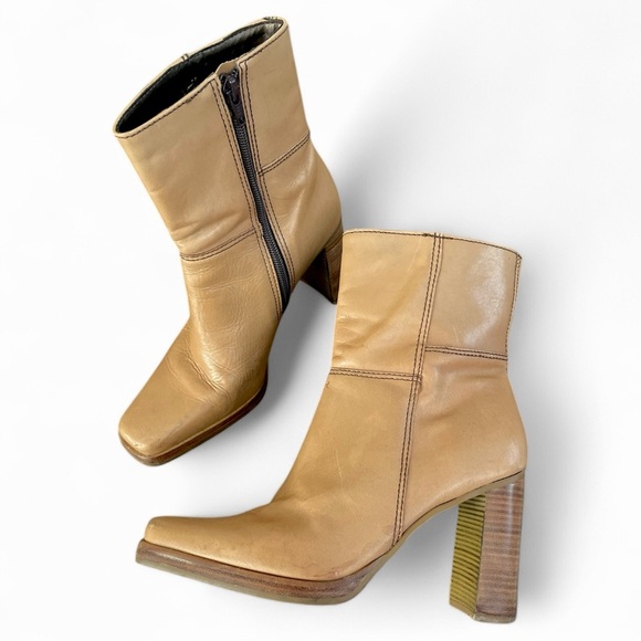 Candie’s Vintage Y2K Leather Square Toe Chelsea Block Heel Ankle Boot Tan 6.5 - Picture 1 of 11